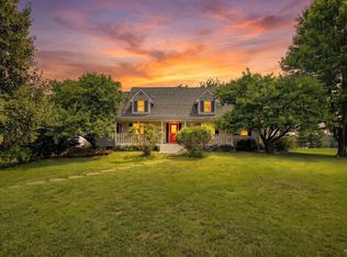 16072 Westerly Heights Dr, Wamego, KS 66547