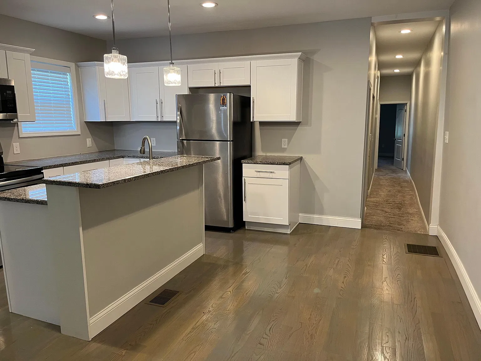 618 Washington Ave — Photo 4