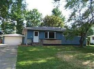 409 Acacia Ln, Madison, WI 53716