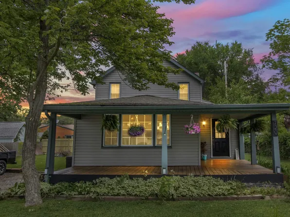 720 Townsend Dr, Algonac, MI 48001