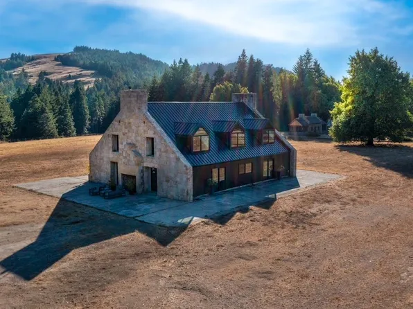 26000 Mattole Rd, Ferndale, CA 95536