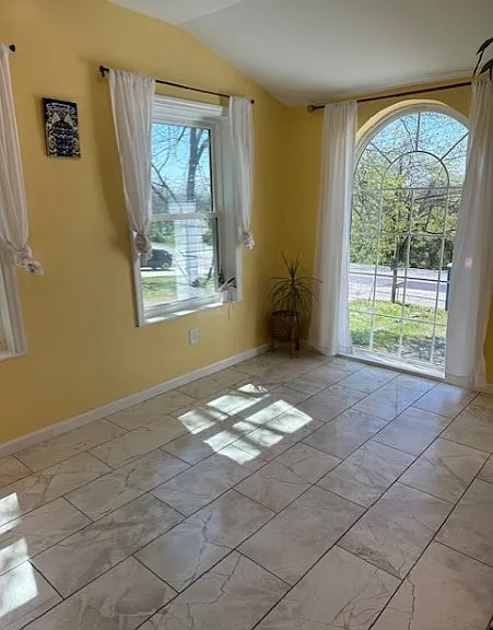 2327 Whites Creek Pike — Photo 4