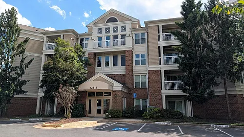 12913 Alton Sq Photo 1