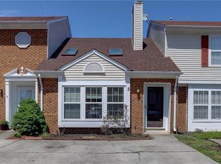 5 Riverchase Dr, Hampton, VA 23669