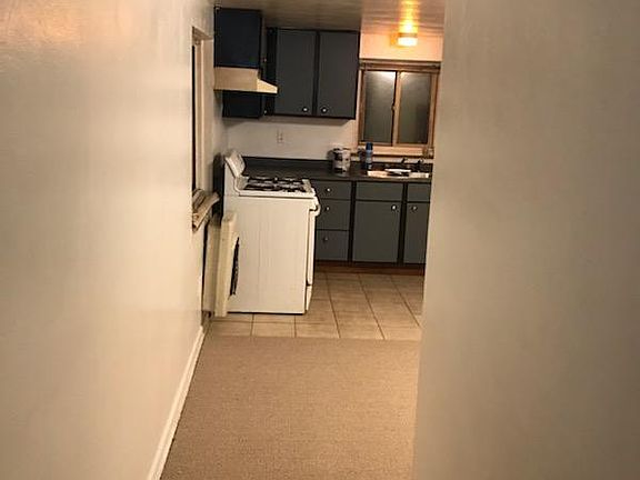 Hallway to Kitchen