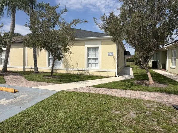 1074 Universal Rest Pl #1, Kissimmee, FL 34744