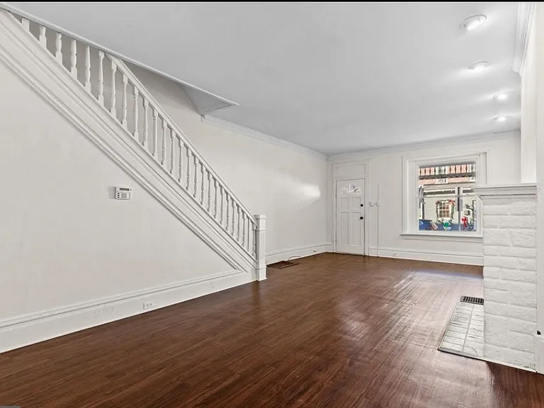 635 Camp St — Photo 18