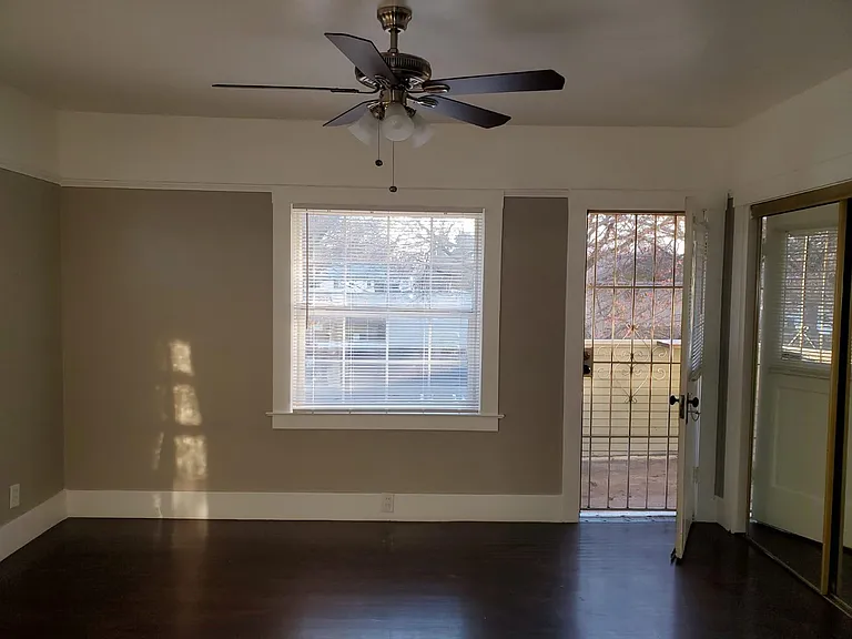 1235 T St — Photo 5