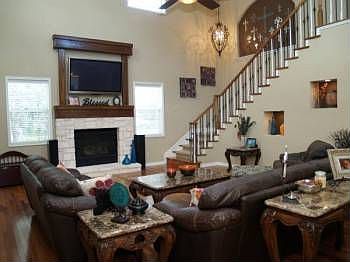 4th image of 936 Canna Lily Cir