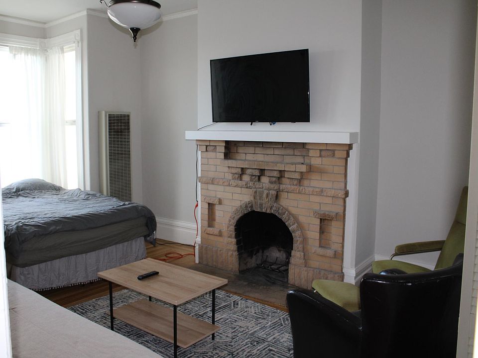 1st image of 322 Frederick St #B