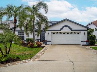 10963 Fieldfair Dr, Naples, FL 34119