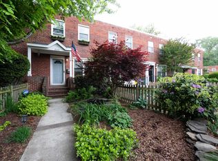 609 S Henry St, Alexandria, VA 22314