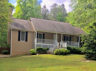 652 Lakeside Dr, Hiram, GA 30141