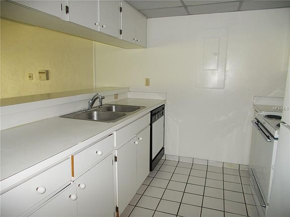 3rd image of 191 Palm View Ct #3457