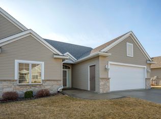 3220 Coral Pl NE, Rochester, MN 55906