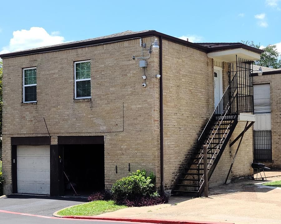 1st image of 6032 Westridge Ln APT 201