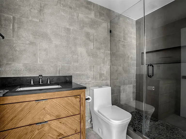 1231 Sorrento Dr #1231 — Photo 5