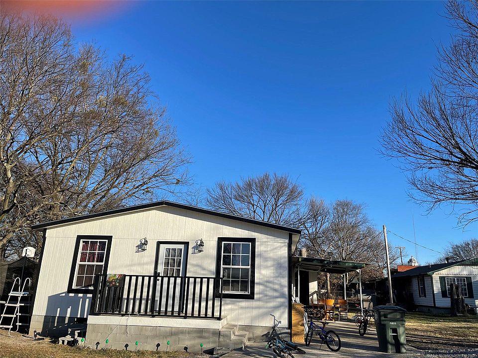 1st image of 502 W Creek St