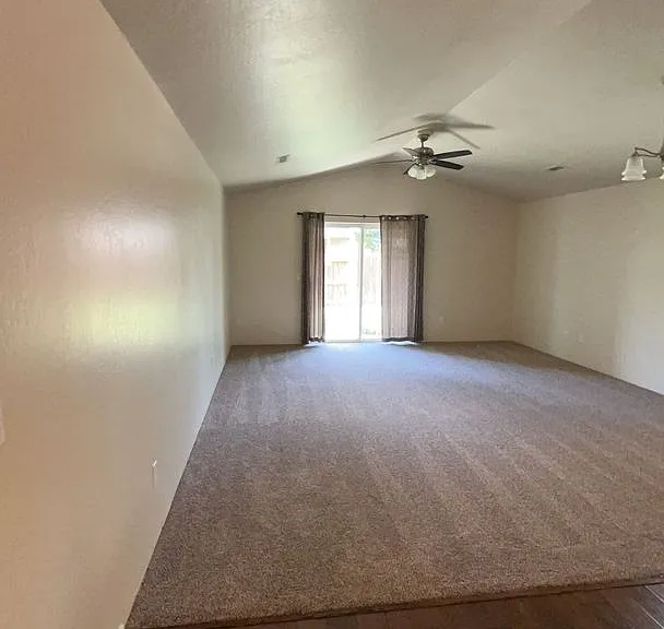 899 Trinity Way — Photo 7