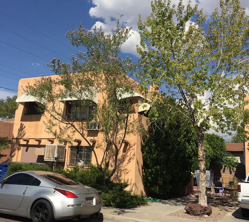 1st image of 414 Pine St SE APT 08