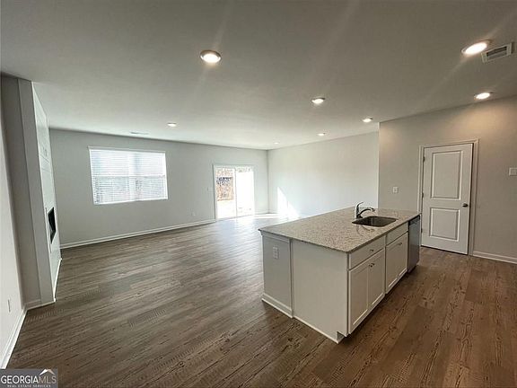 4th image of 5333 Melbourne Ln