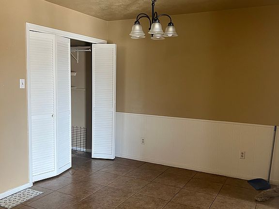 4th image of 717 San Benito Dr #A