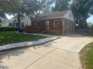 5921 S 26th St, Milwaukee, WI 53221