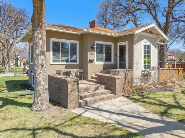 724 3rd Ave NW, Minot, ND 58703