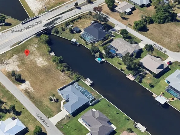 2 NE 13th Ave, Cape Coral, FL 33909