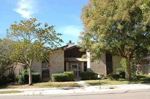 1st image of 117 DE VACA DR