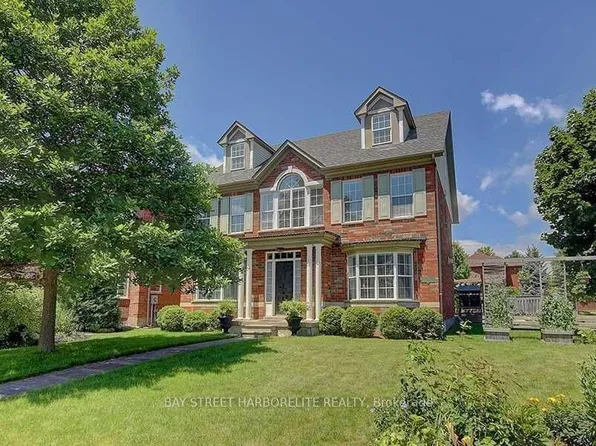 393 Ambleside Dr, Oakville, ON L6H 6P4