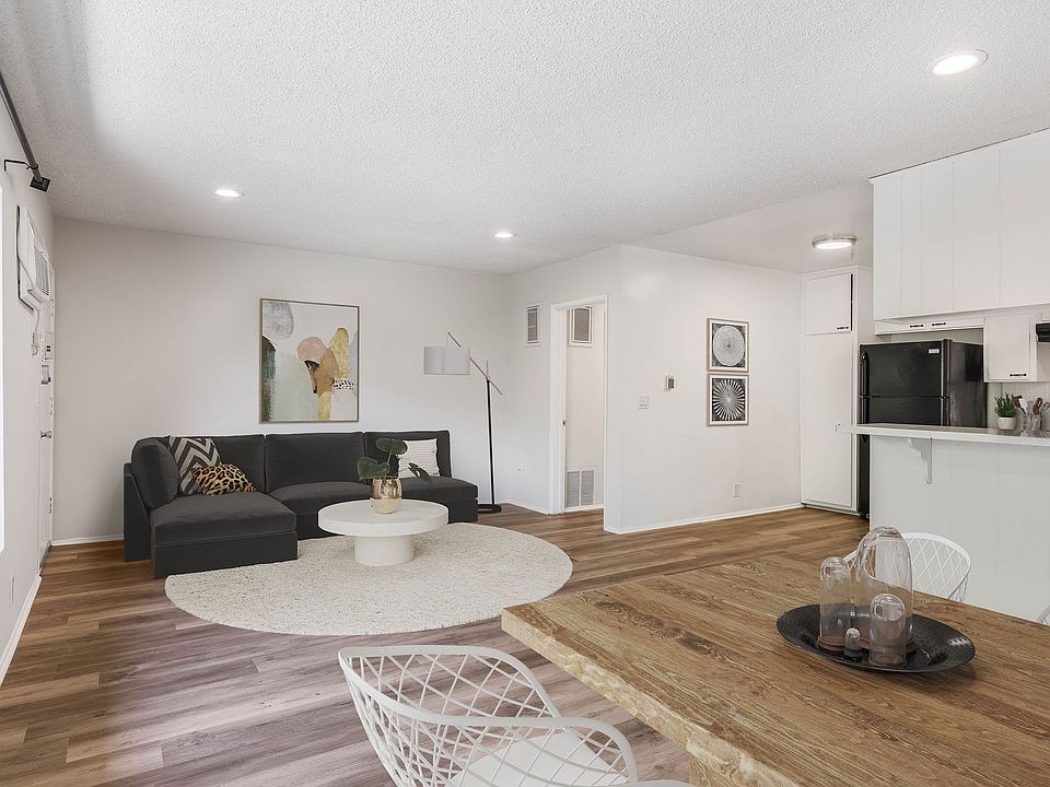1st image of 120 S Belmont St APT 2