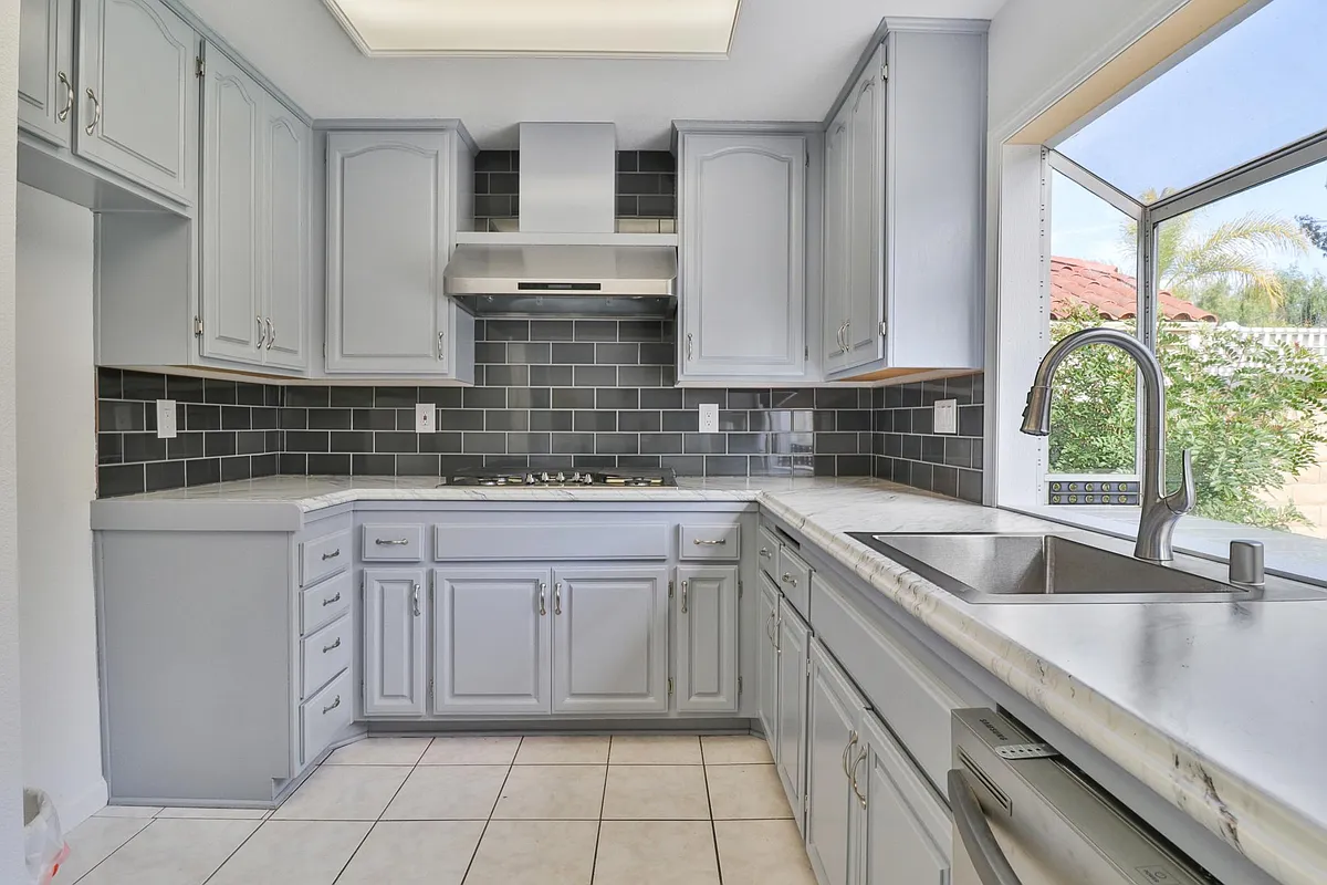 Building Photo - 4590 Fern Valley Ct
