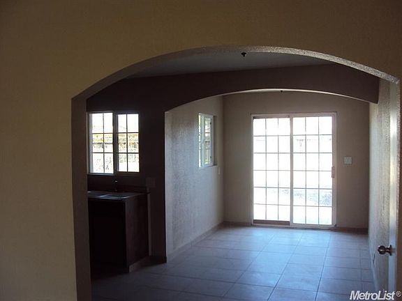 5th image of 7130 Santa Fe Dr