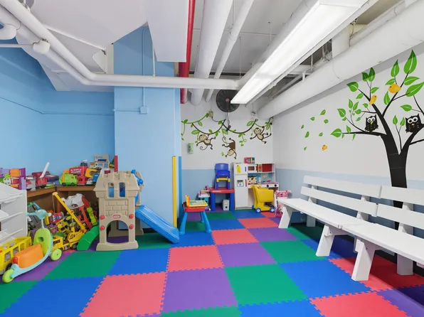 140 West End Avenue image 12 of 14