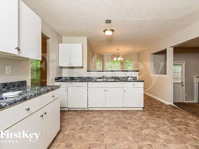 3421 Waldrop Creek Trl — Photo 5