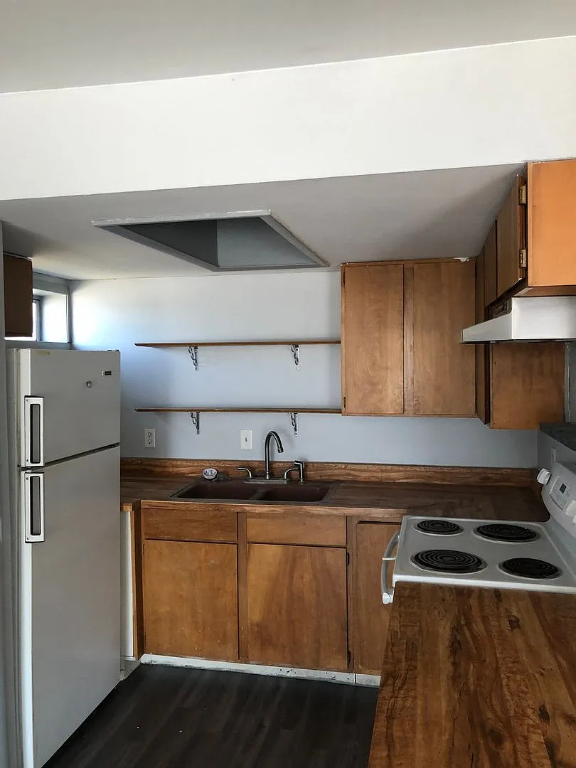 MM-36 W Main — Photo 3