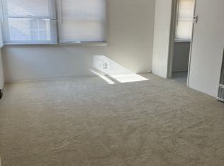 175 Nieto Ave APT 4, Long Beach, CA 90803