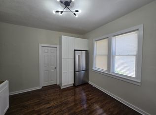 1726 N Arlington Pl, Milwaukee, WI 53202