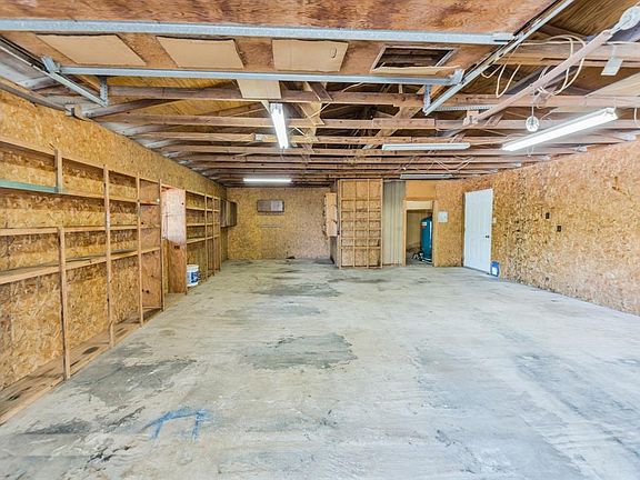2nd image of 1333 County Road 3791