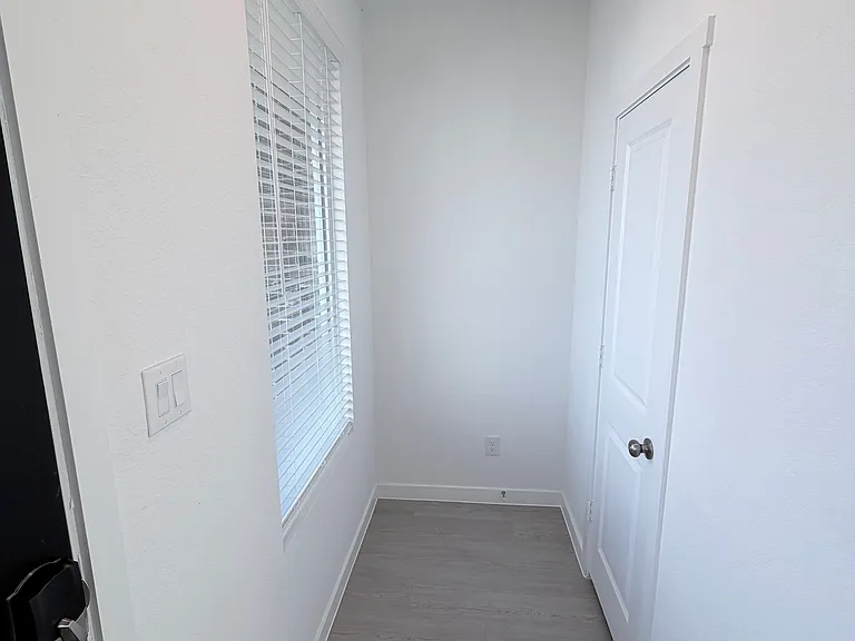 245 Inyo St — Photo 7