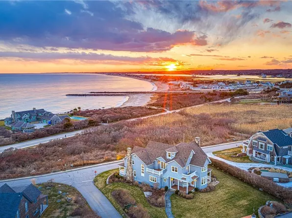 7 Fenway Rd, Westerly, RI 02891