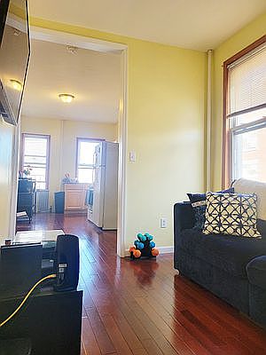 3rd image of 685 Metropolitan Ave APT 3