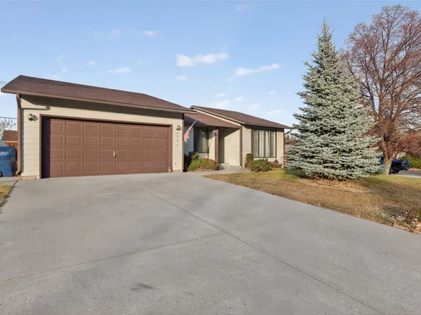 1731 Park Garden Rd, Great Falls, MT 59404