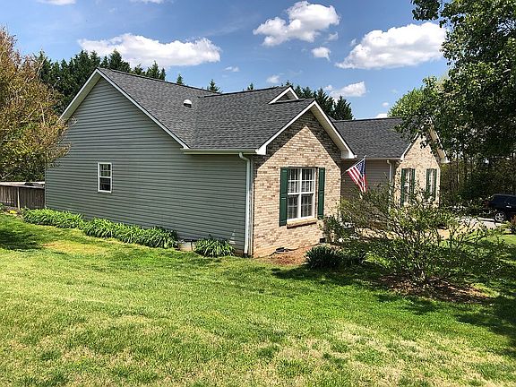 2nd image of 4336 Claralee Ln