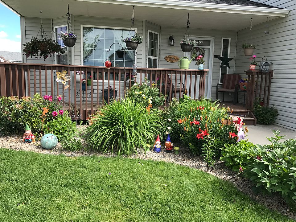 1st image of 721 E Carrie Dr