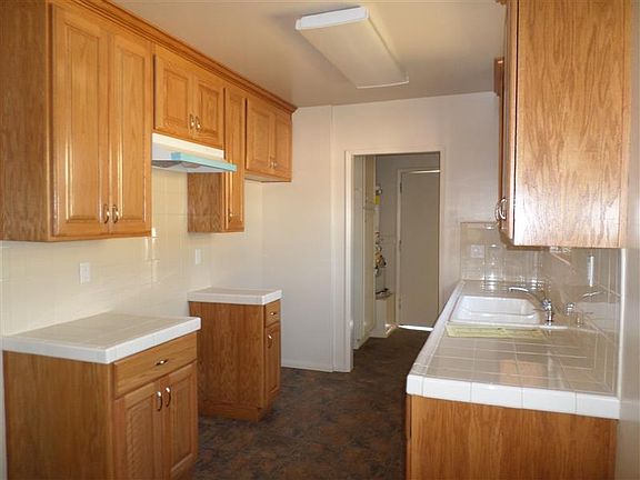 2nd image of 1135 W 90th St