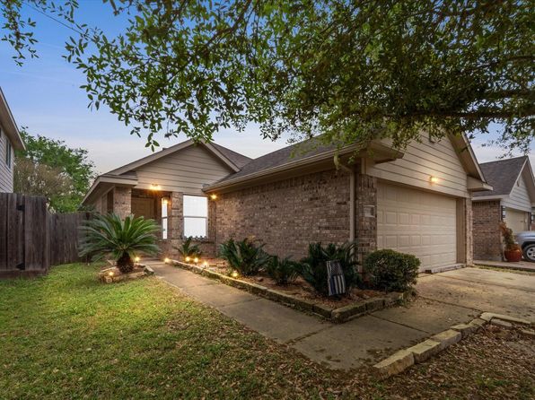 17218 Osprey Landing Dr, Hockley, TX 77447