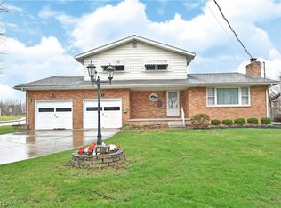 500 Cynthia Dr, Campbell, OH 44405