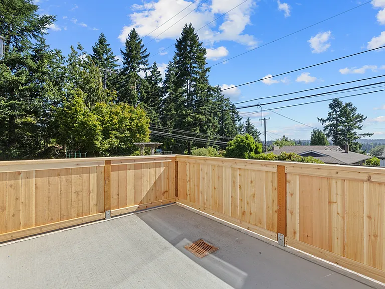 11753 23rd Ave NE — Photo 22